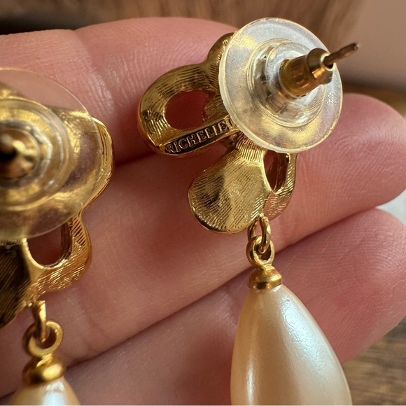 Vintage Richelieu Goldtone Faux Pearl Drop Earrings - Picture 3 of 4
